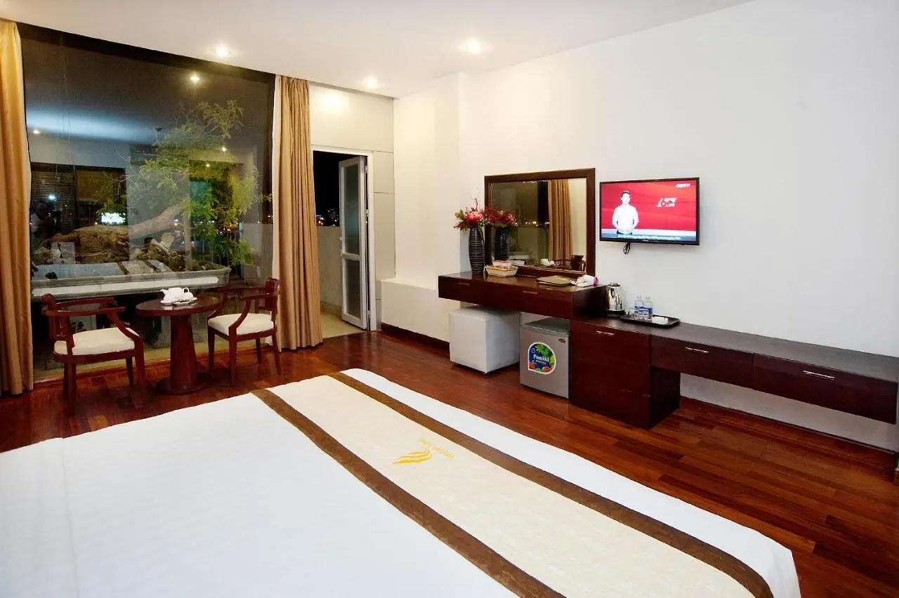 **  Hoang Linh Riverfront Hotel Da Nang Vietname