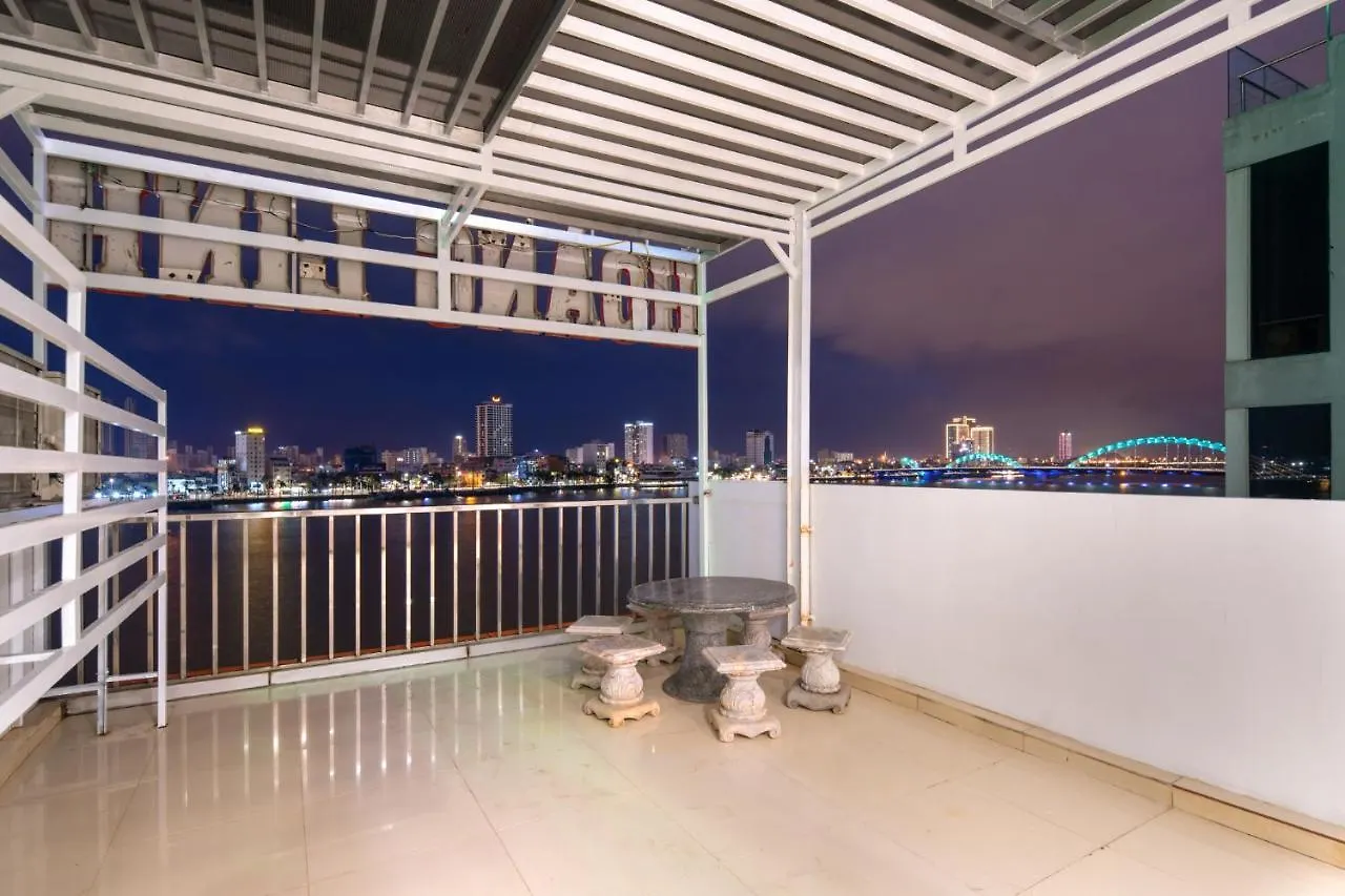 Hoang Linh Riverfront Hotel Da Nang