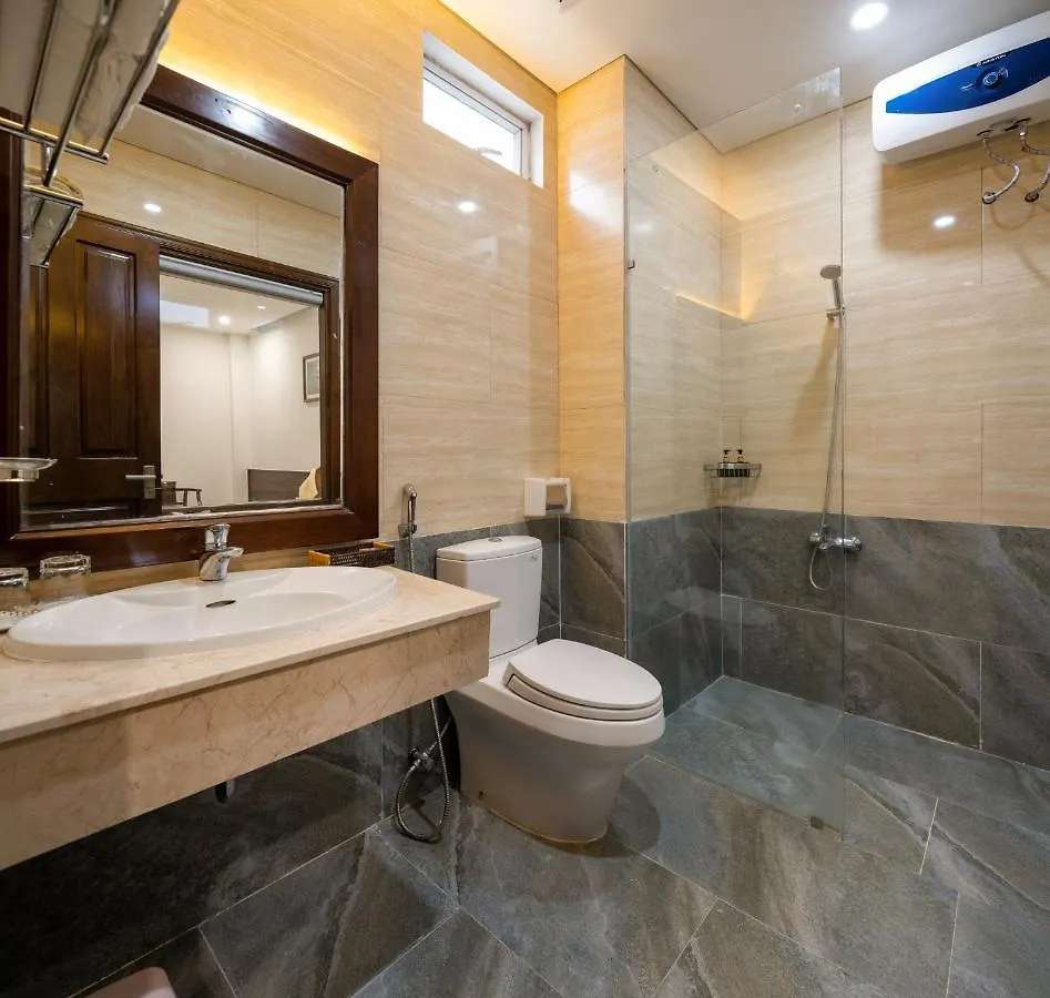 Hoang Linh Riverfront Hotel Da Nang
