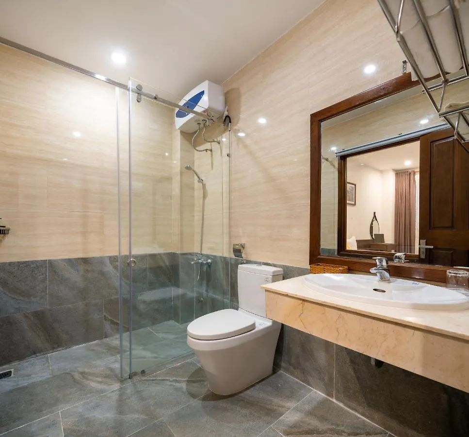 Hoang Linh Riverfront Hotel Da Nang 2*,
