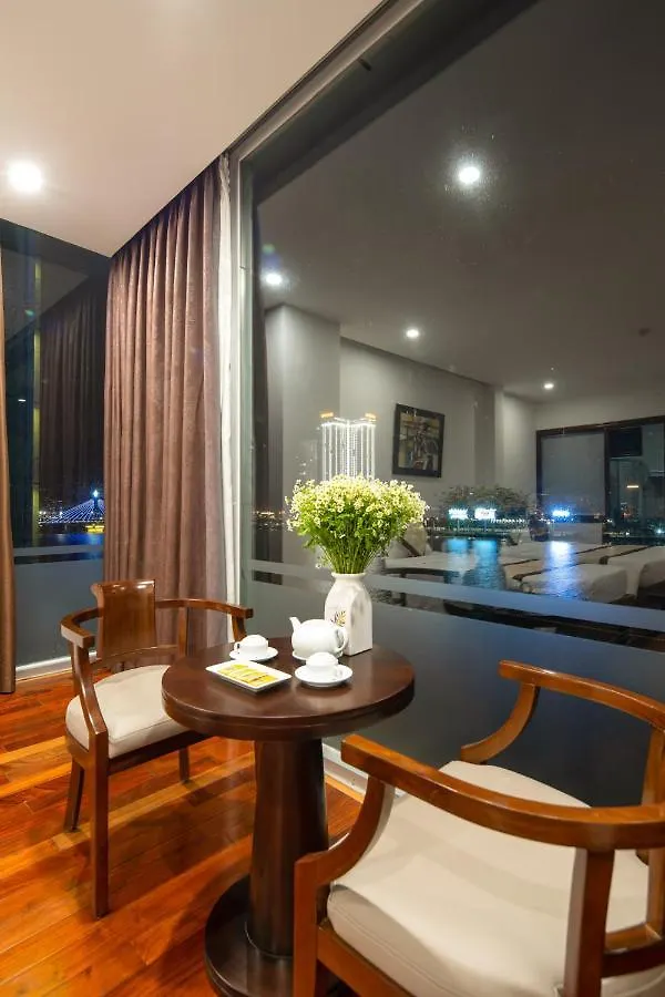 Hoang Linh Riverfront Hotel Da Nang